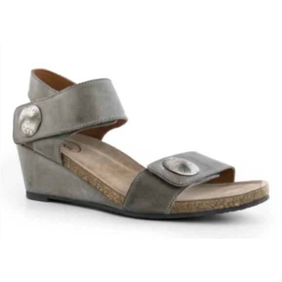 TAOS Carousel 2 Wedge Sandal Gray Leather Womens US  8-8.5 / EU 39 Walking Shoe - Picture 1 of 11